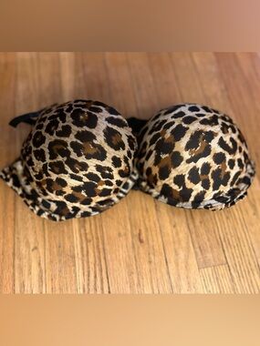 Victoria’s Secret "Miraculous Plunge" Cheetah Print Bra
